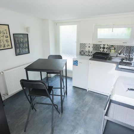 Hi-Bp Garden City Batsanyi Tiny House Near The City Train With Free Parking Budapest Exterior photo